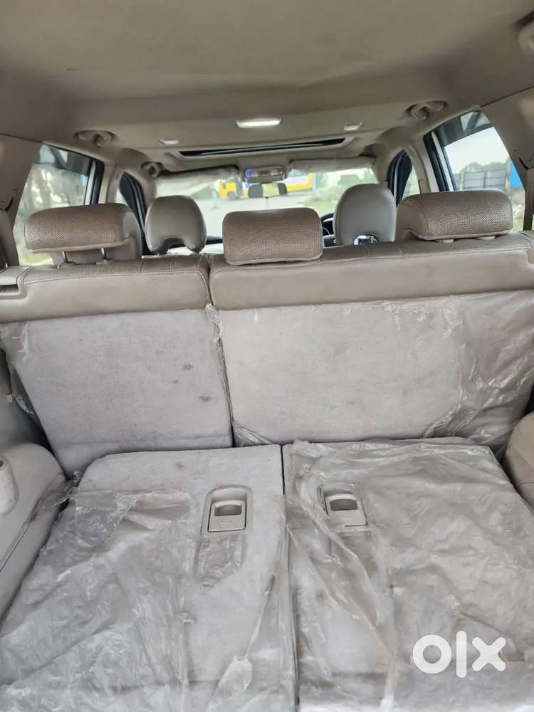 Mahindra Xuv500 W10 Automatic Diesel 2016