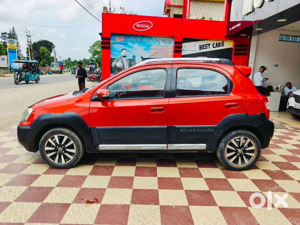 Toyota Etios Cross 1.2l G, 2014, Petrol