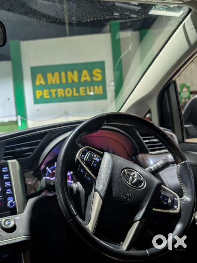 Toyota Innova Crysta 2021 Diesel Well Maintained