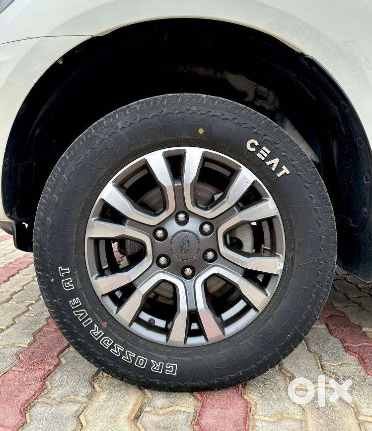 Ford Endeavour Titanium 4x2, 2021