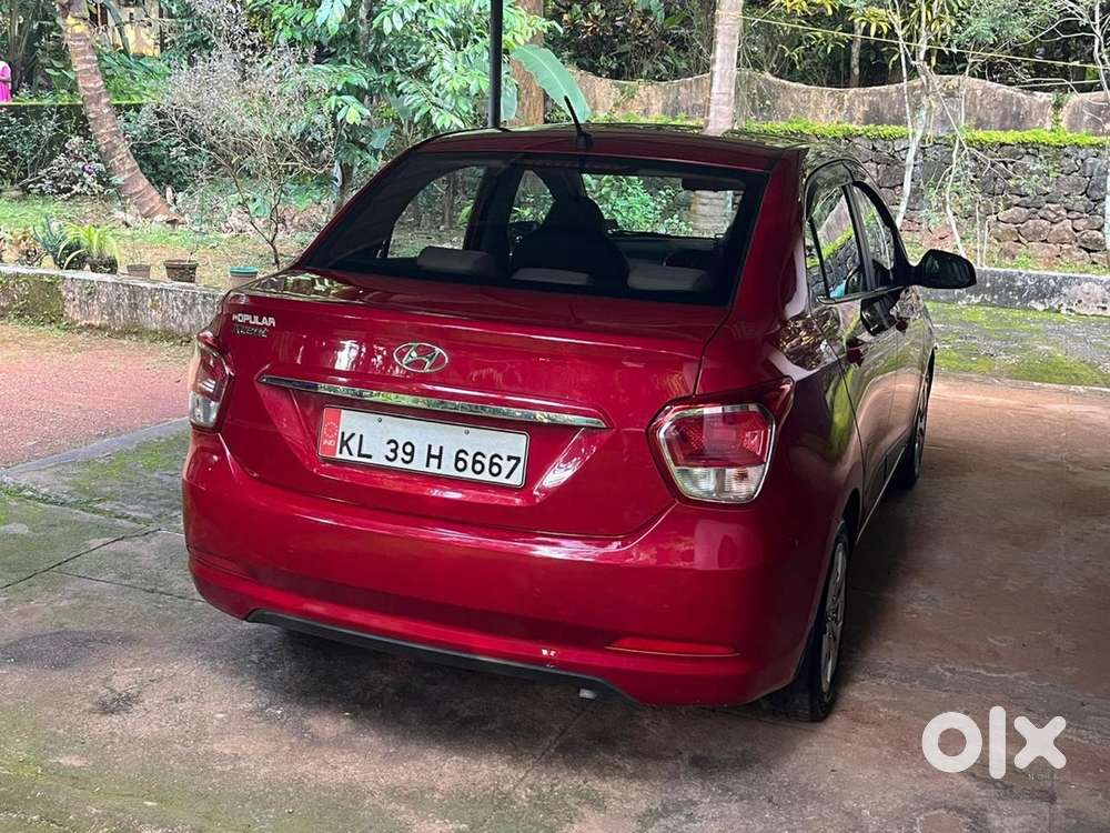 Hyundai Xcent Petrol 2015