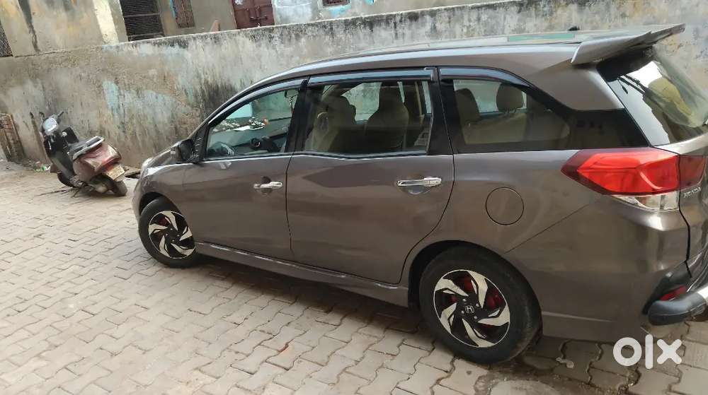 Honda Mobilio 2015 Diesel 132000 Km Driven