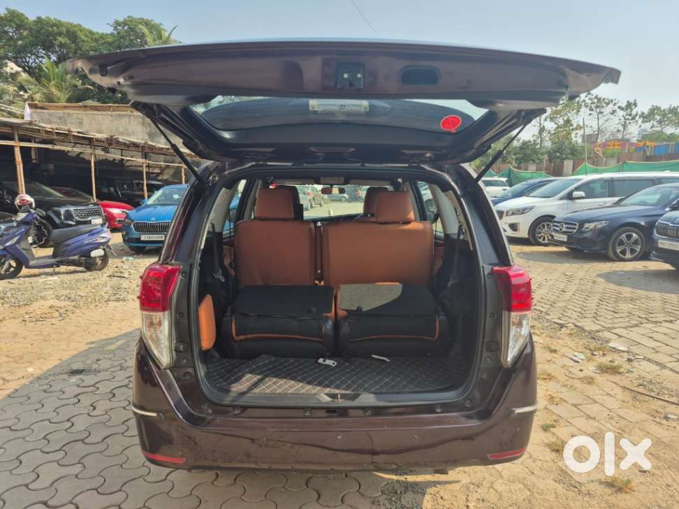 Toyota Innova Crysta 2.8 Gx At 7 Str, 2017, Diesel