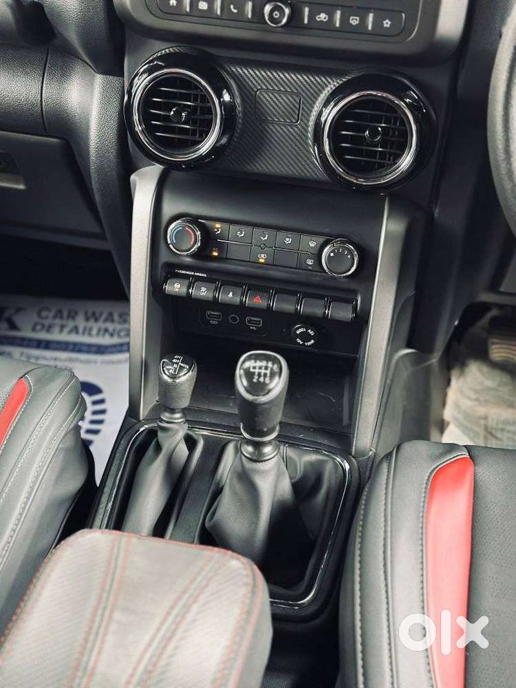 Mahindra Thar Lx D 4wd At, 2022, Diesel