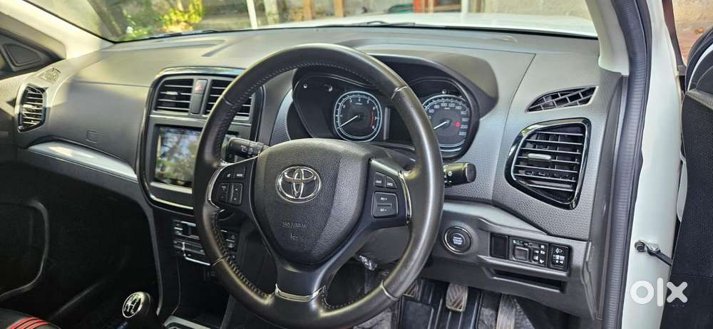 Toyota Urban Cruiser Cruiser Premium, 2022, Petrol