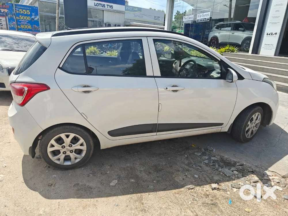 Hyundai Grand I10 2016 Petrol 65000 Km Driven