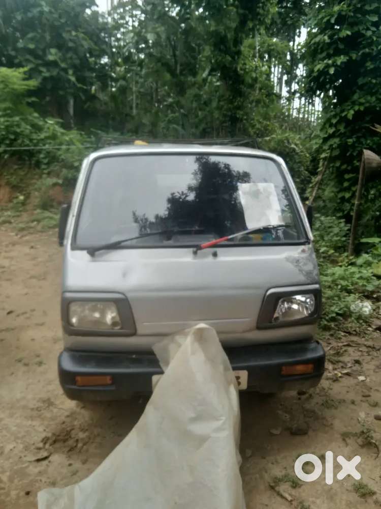 Maruti Suzuki Omni 2005