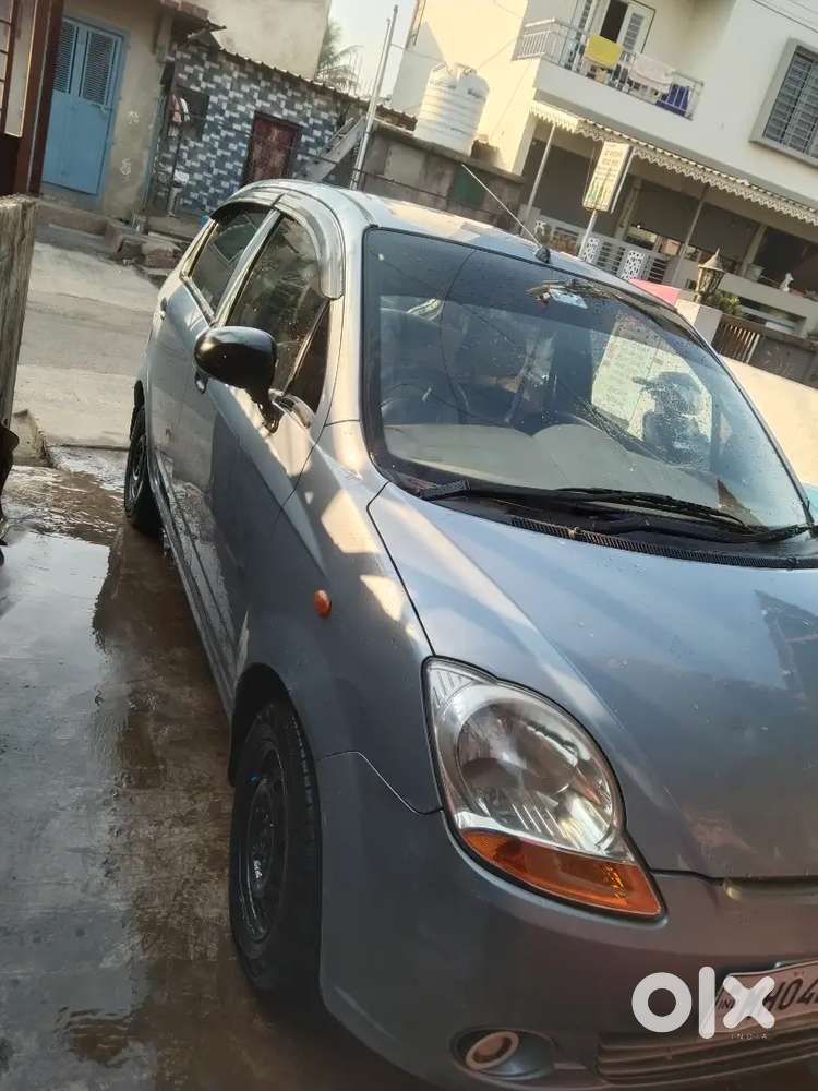 गाडी कंडीशन फुल आहे चारी टायर नवीन आहे 2031 पर्यंत री पासिंग आहे