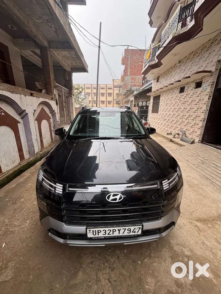 New Model Alcazar With Best Condition.