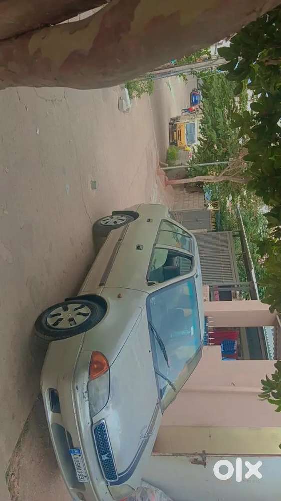 Maruti Suzuki Esteem Petrol Manual 2003