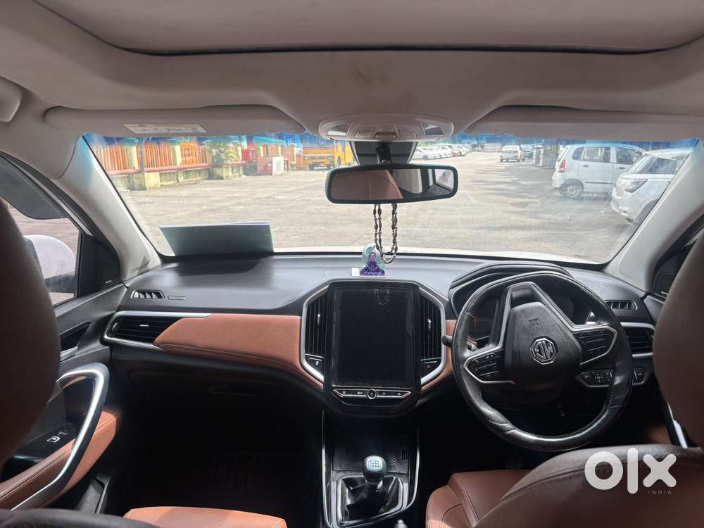 Mg Hector Plus Sharp Pro 2.0 Turbo Diesel 7 Str Dual Tone, 2021, Die..