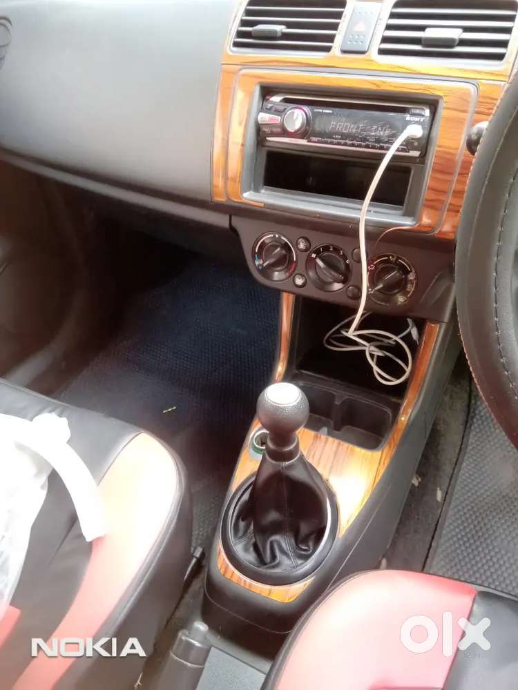 Maruti Suzuki Swift 2009 Petrol 75000 Km Driven