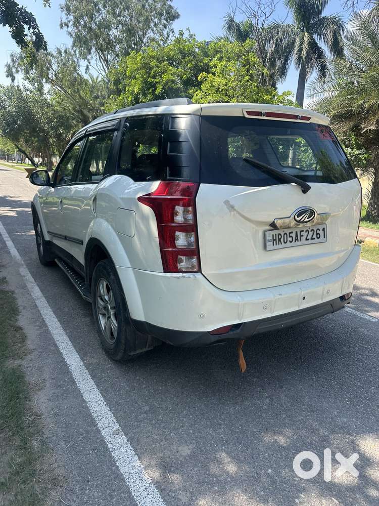 Mahindra Xuv500 W8 Dual Tone, 2012, Diesel