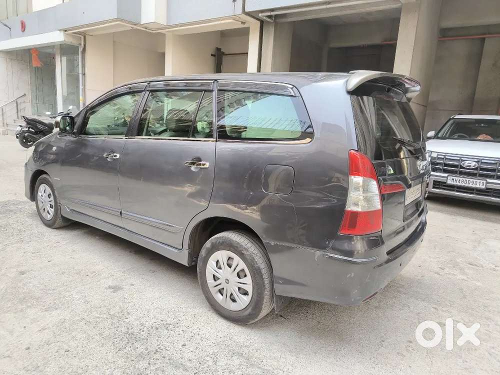 Toyota Innova 2015 Diesel Well Maintained