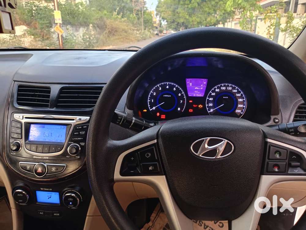 Hyundai Verna Fluidic 1.6 Vtvt Sx, 2012, Petrol