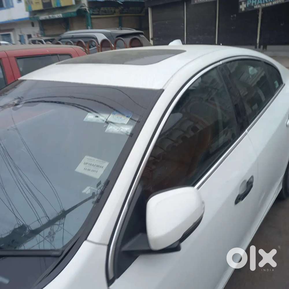 Volvo S60 2015 Diesel 140000 Km Driven