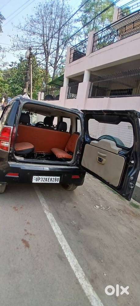 Mahindra Tuv 300 T8, 2018, Diesel