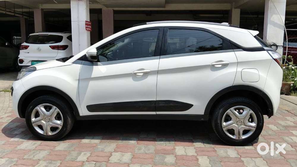 Tata Nexon 1.2 Revotron Xt, 2018, Diesel