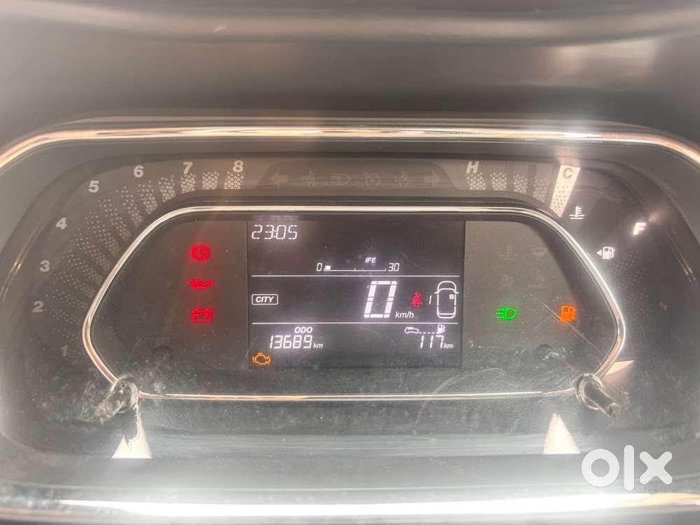 Tata Nexon Petrol 2024