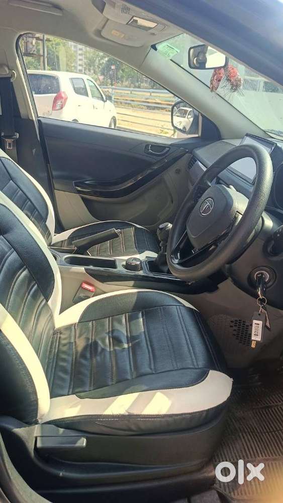 Tata Nexon 1.5 Revotorq Xm (s), 2019, Petrol