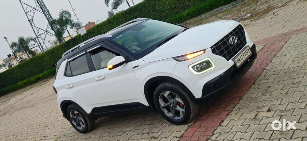 Hyundai Venue 1.0 Sx Turbo Dct, 2021, Petrol
