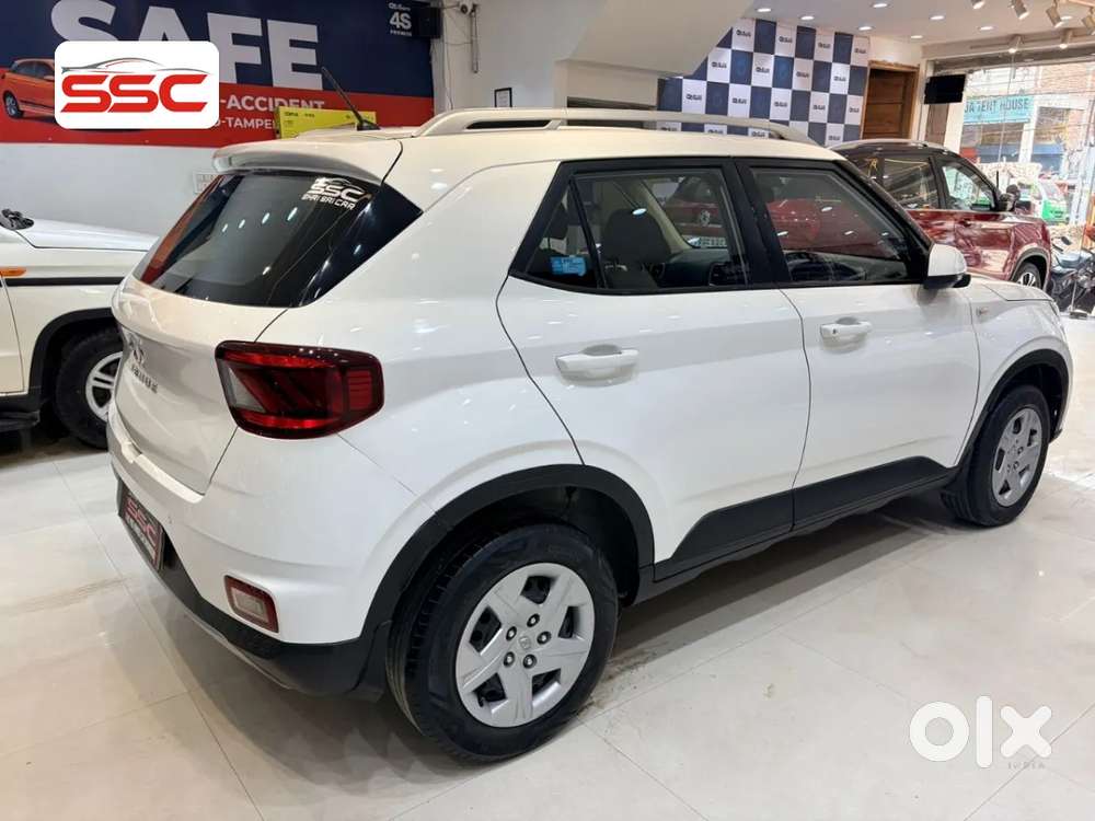 Hyundai Venue S 1.2 Petrol, 2020, Petrol