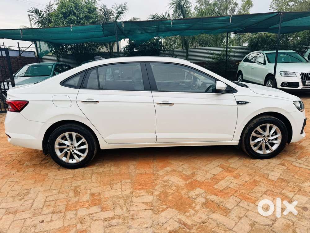 Skoda Slavia Ambition 1.0l Tsi Mt, 2022, Petrol