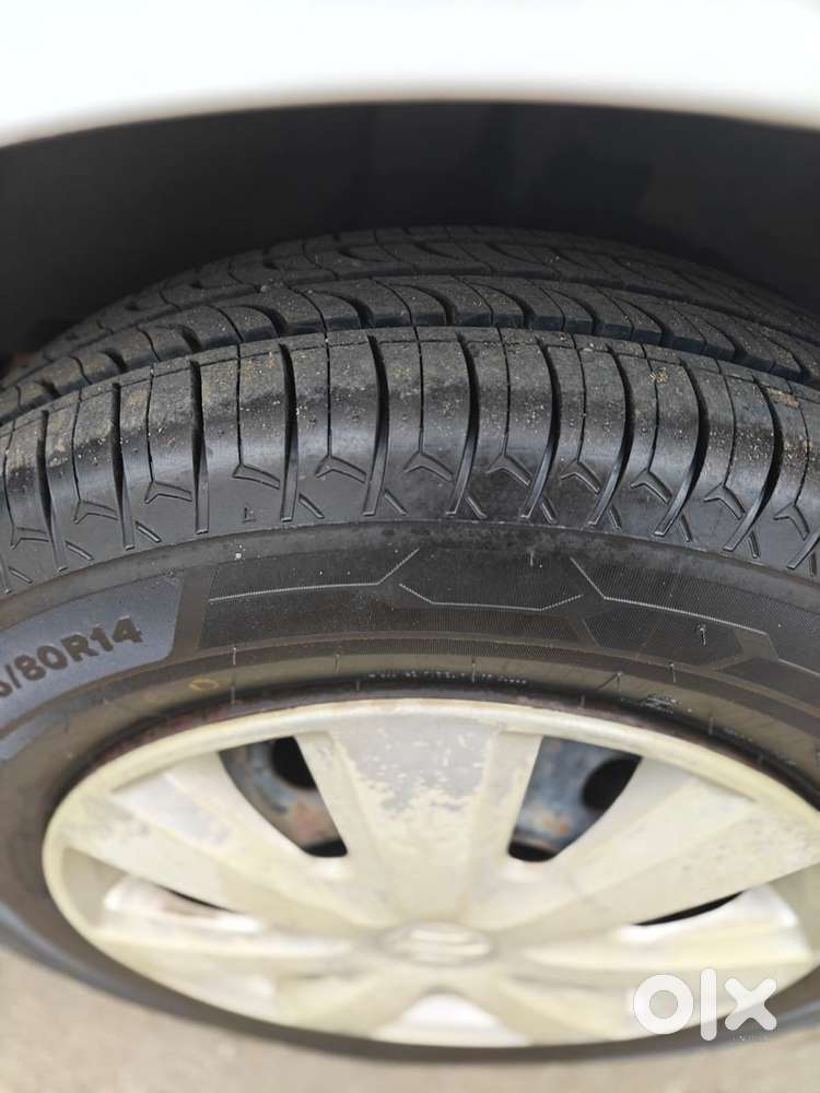 Maruti Suzuki Swift Dzire Vxi Optional, 2010, Petrol