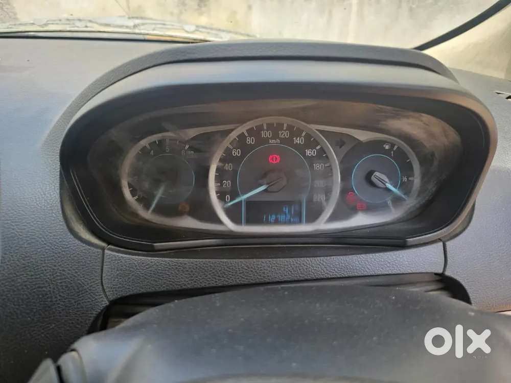 Ford Aspire Metalic Silver Sedan Car 2015 Diesel 22+ Mileage Per Km