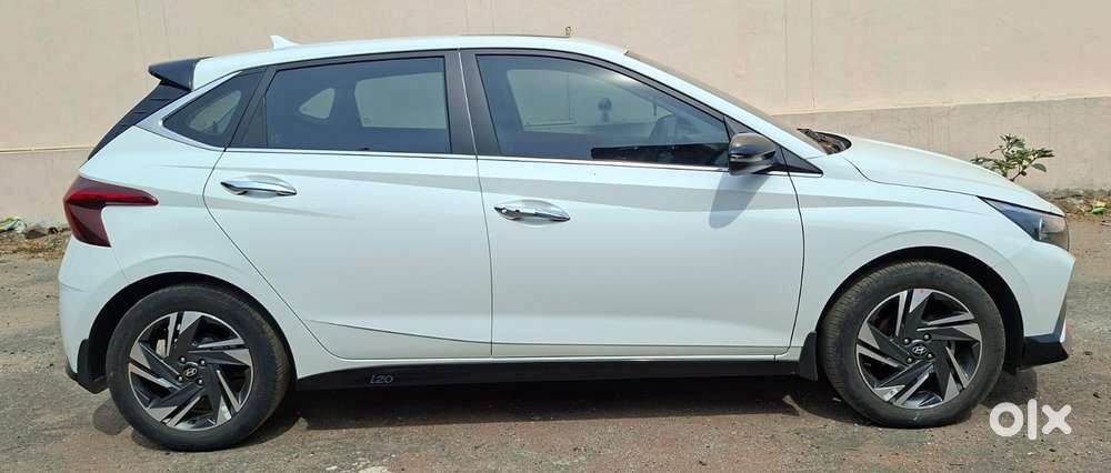 Hyundai I20 Asta (o) 1.2 Mt, 2022, Petrol