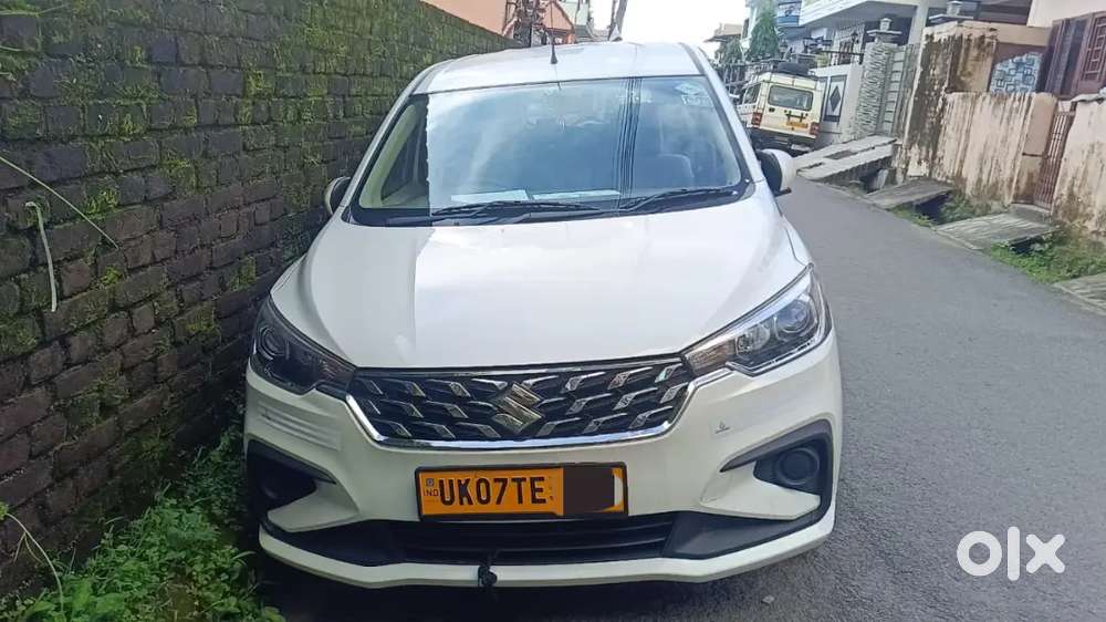 Maruti Suzuki Ertiga Vxi 2025