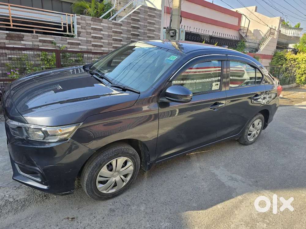 Honda Amaze 2022 Petrol 32000 Km Driven