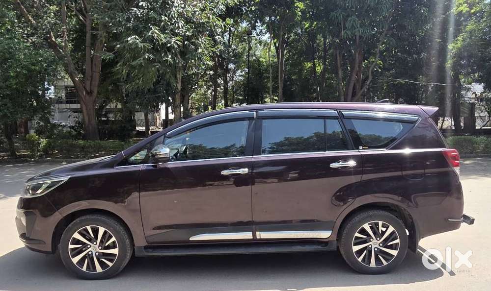 Toyota Innova Crysta, 2021, Petrol