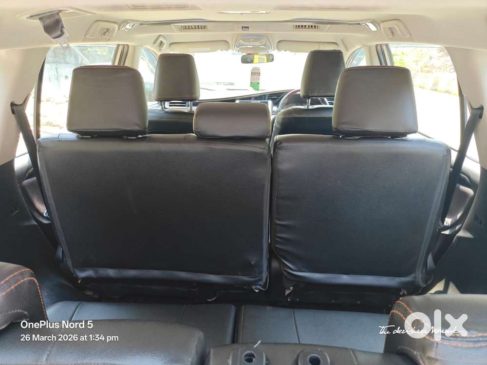 Toyota Innova Crysta 2.4 V 8 Str, 2017, Diesel