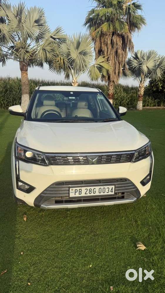 Mahindra Xuv300 Turbosport Diesel Well Maintained