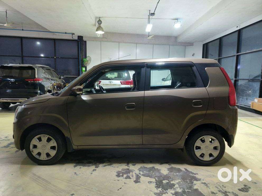 Maruti Suzuki Wagon R Zxi Automatic, 2021, Petrol