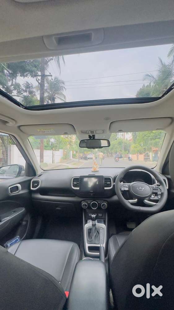 Hyundai Venue Sx Plus Turbo Dct, 2022, Petrol