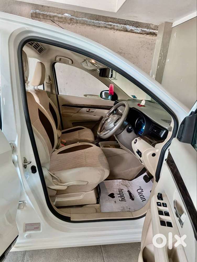 Maruti Suzuki Ertiga (zxi At) Petrol For Immediate Sale