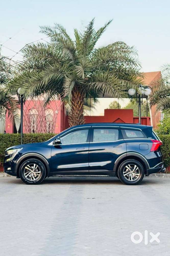 Mahindra Xuv700 2.2 Ax 5 Diesel At 7 Str, 2022, Diesel