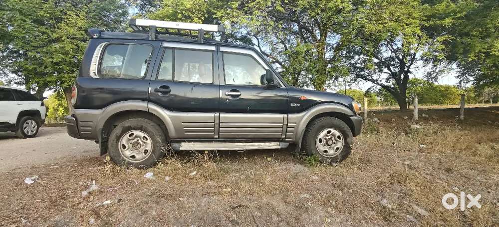 Mahindra Scorpio 2.6 Lx 2006