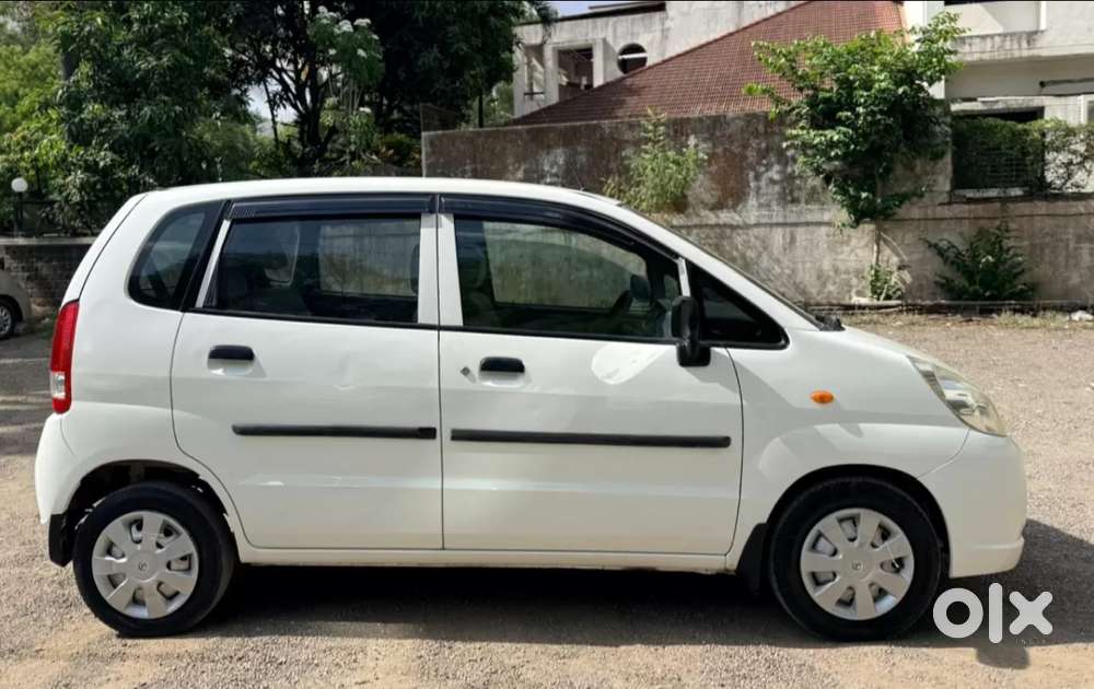 Maruti Suzuki Zen Estilo Lxi Bs Iv, 2012, Petrol