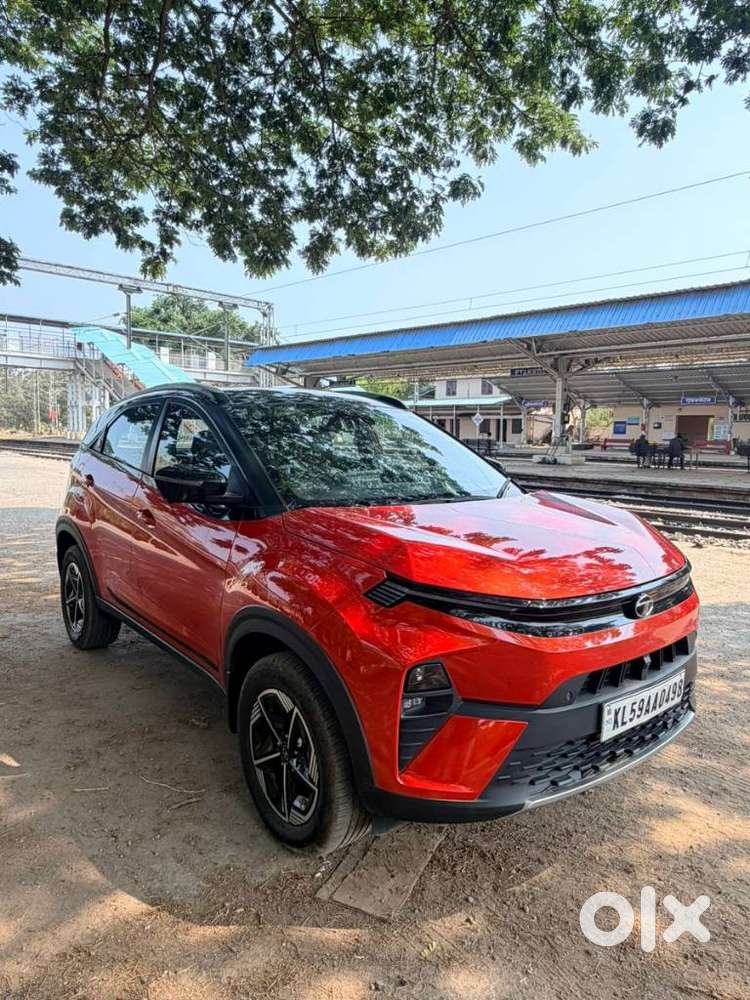 Tata Nexon Smart 1.2 Revotron Petrol 5 Mt, 2023, Petrol