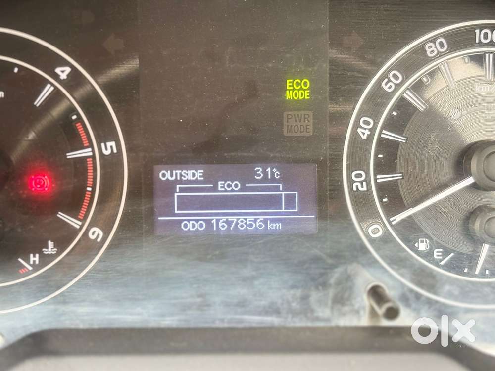 Toyota Innova Crysta 2.4 G Mt 8s, 2017, Diesel