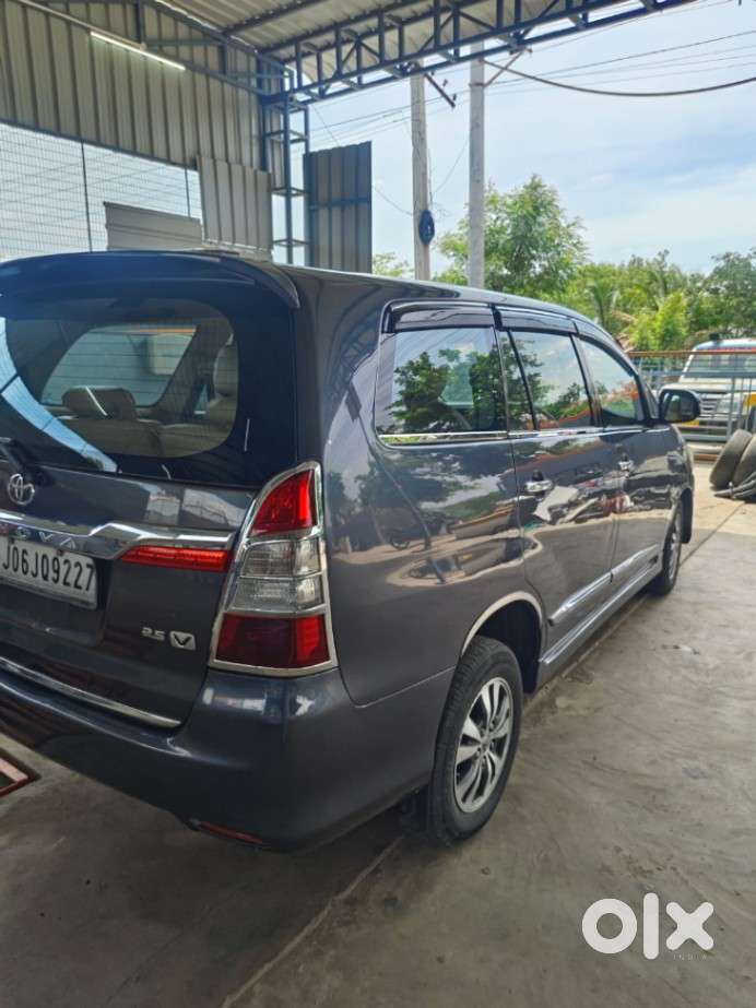 Toyota Innova 2.5 G (diesel) 7 Seater, 2015, Diesel