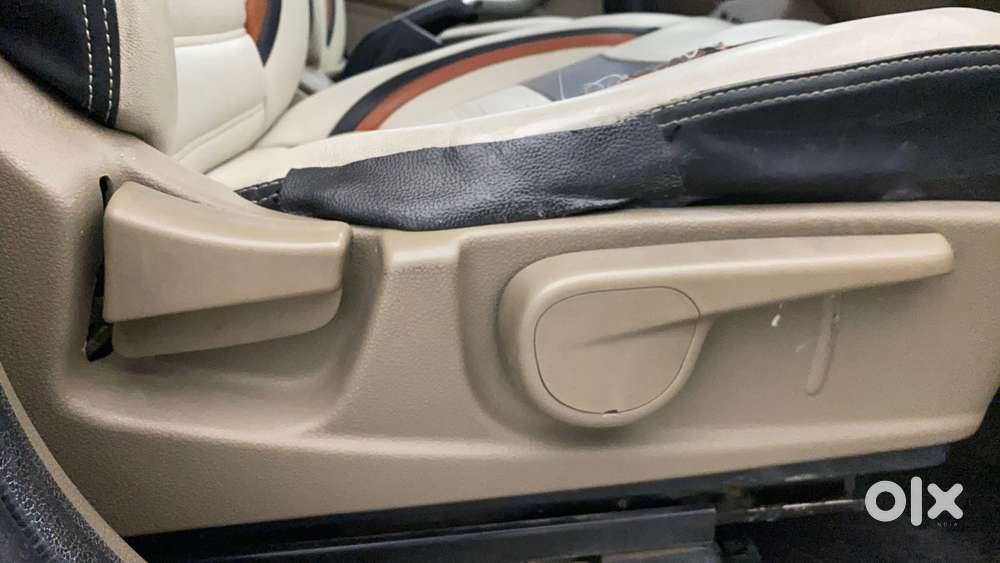 Mahindra Tuv 300 Mhawk100 T8, 2017, Diesel