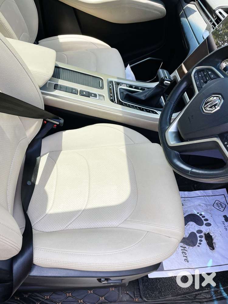 Mg Hector Sharp Pro 1.5 Turbo Cvt Dual Tone, 2023, Petrol