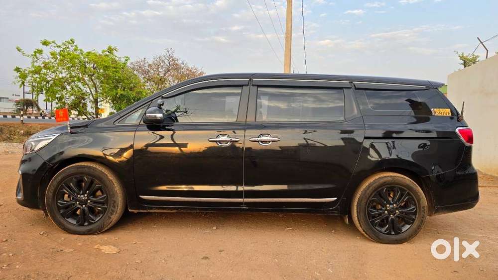 Kia Carnival Premium, 2021, Diesel