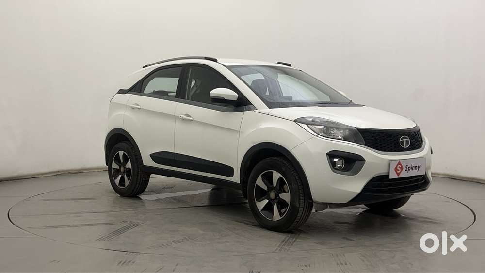 Tata Nexon 1.2 Revotron Xza Plus, 2018, Petrol