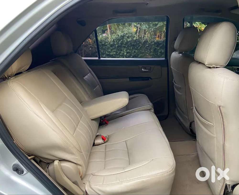Toyota Fortuner Diesel 2012 Automatic, Fully Company Service
