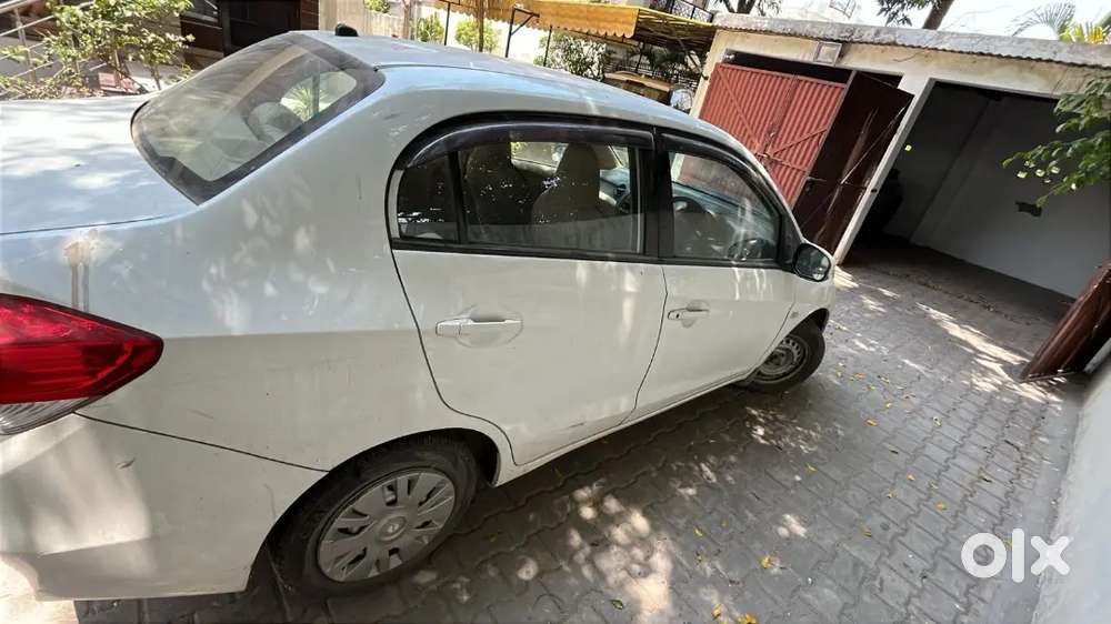 Honda Amaze 2013 Petrol Well Maintained